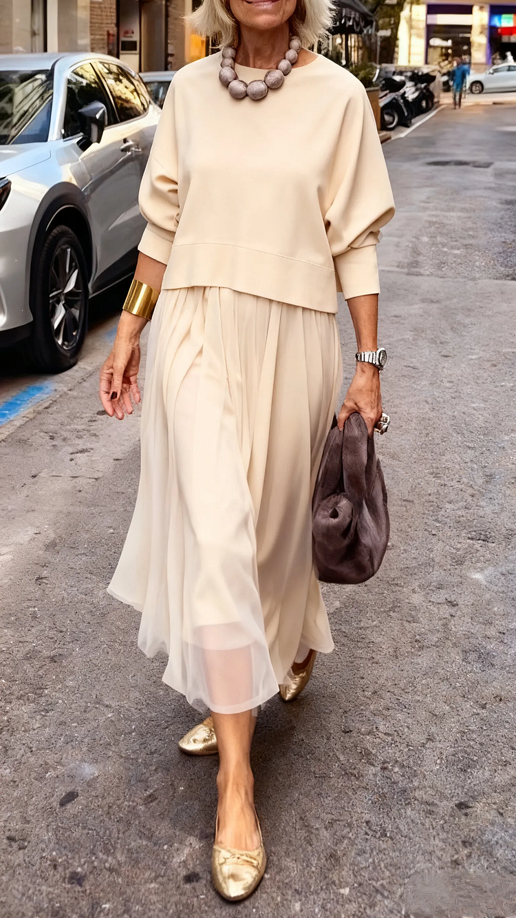 Anna | Conjunto Elegante en Satén y Punto